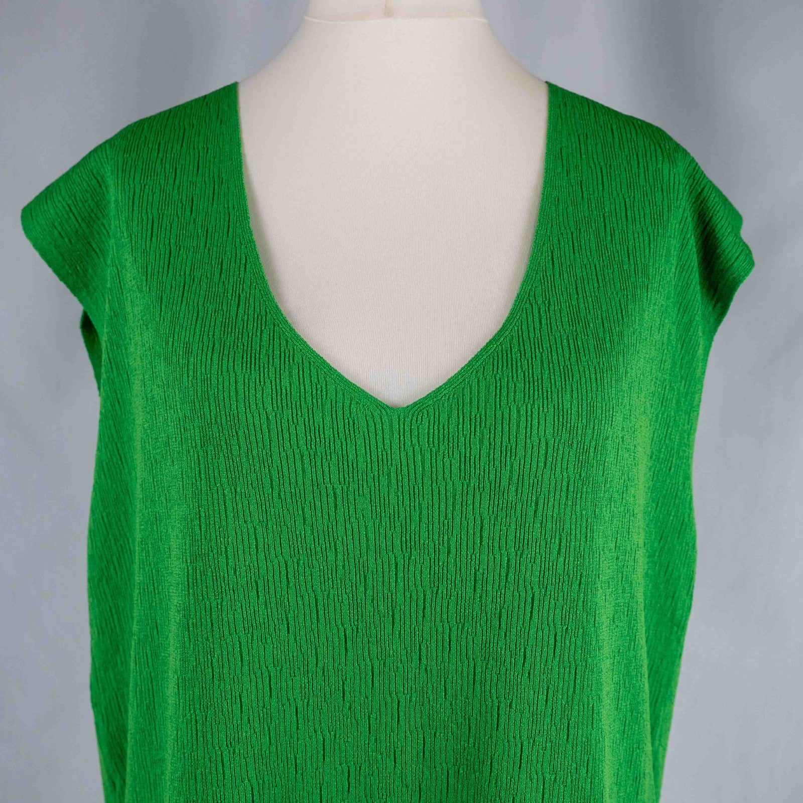 Zara Green Sleeveless Large Top New With Tag RRP £19.99