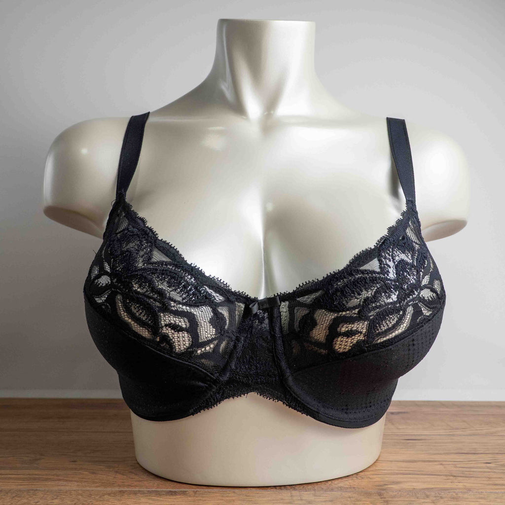 M&S black lace underwired bra with floral lace upper cups and adjustable straps.