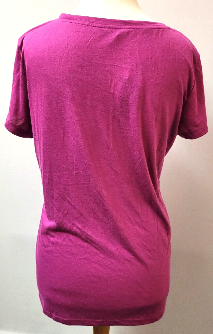 T-Shirt Medium Fuchsia Pink Gin Is My Favourite Drink Wording by George BNWT