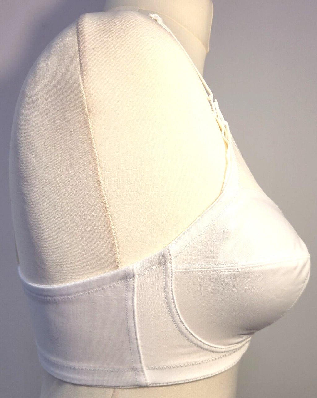 Royce Nursing Bra White 34B Drop Down Cups Lottie 980 New with Tags