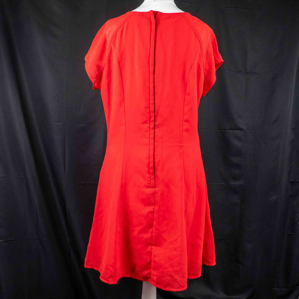 Divided by H&M red halterneck maxi dress with back zipper and flared skirt.