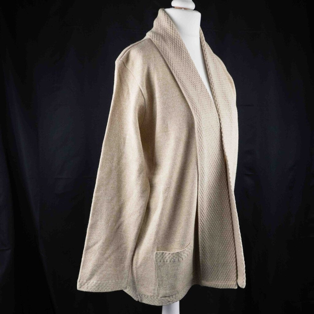 Monique Collection Beige Cardigan Size M/L NWT