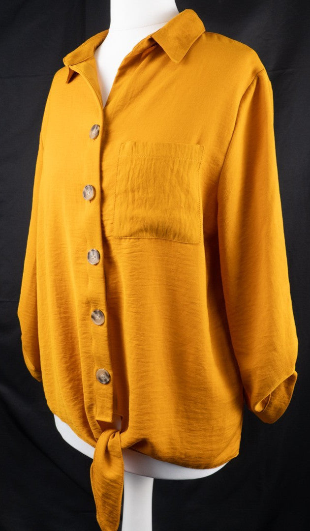 Papaya Woman Dark Mustard Size 10 Top Pre-Owned