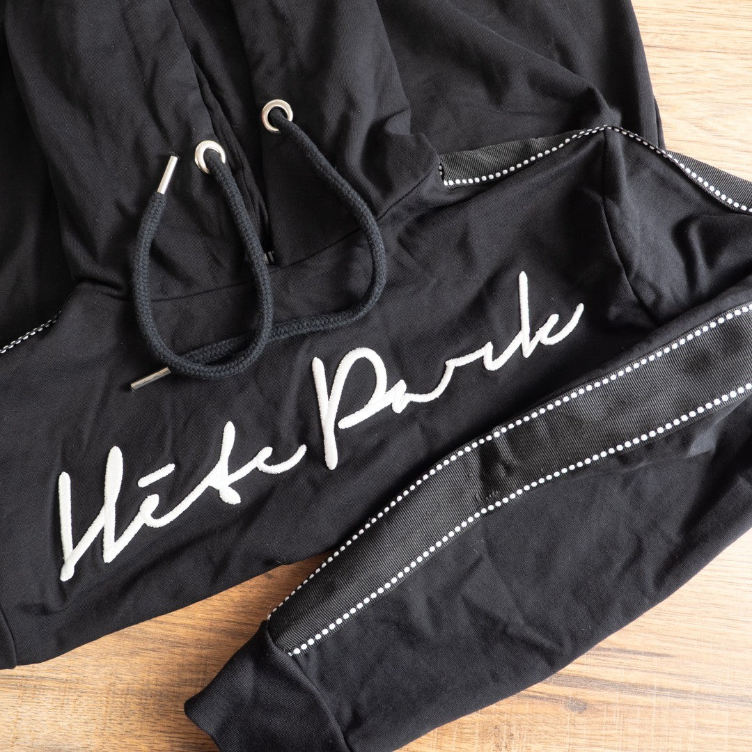 Hite Park Black Long Sleeve Size S Hoody Pre-Owned