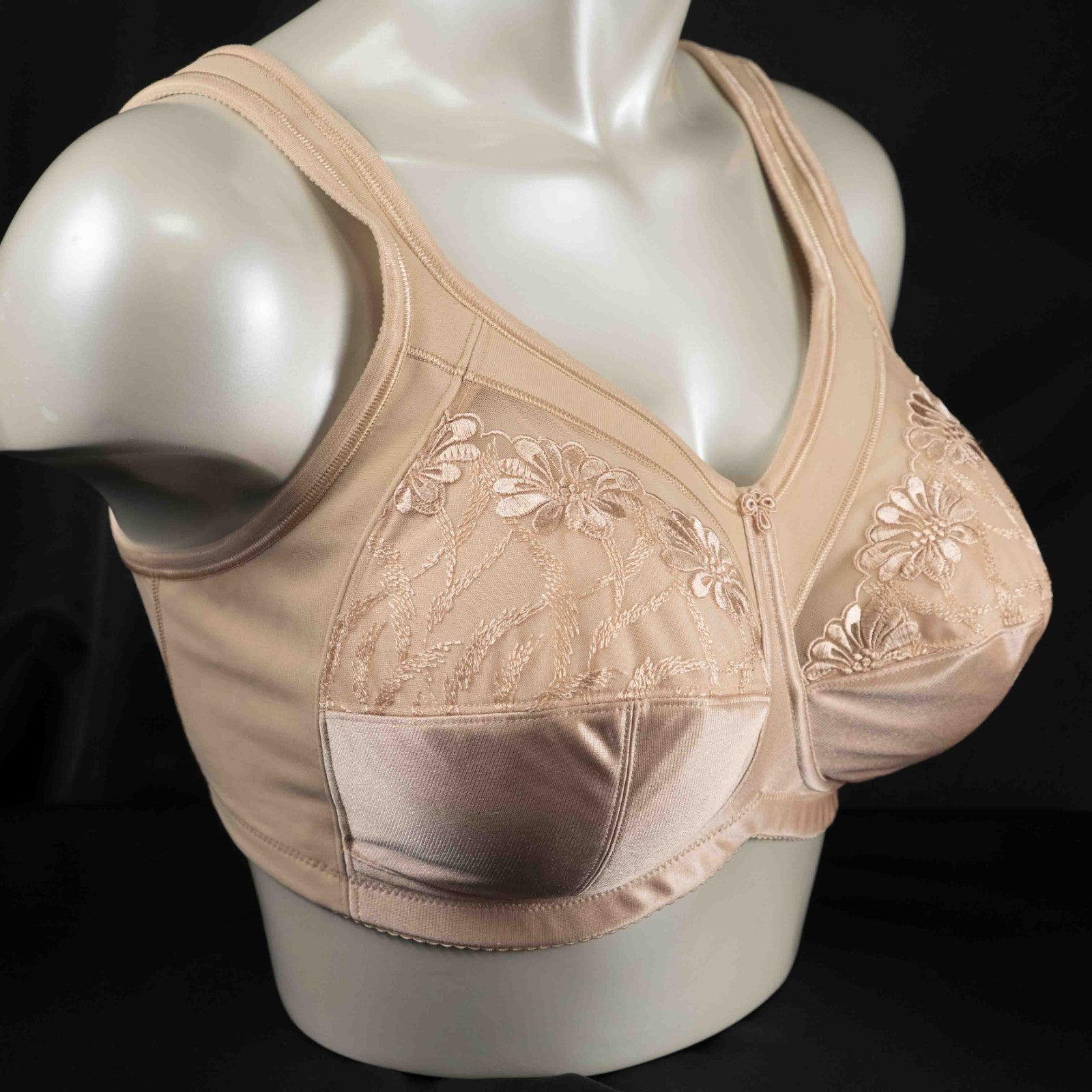 Anita Safina Beige Floral Non Padded Non Wired 38D Front Fastening BNWT