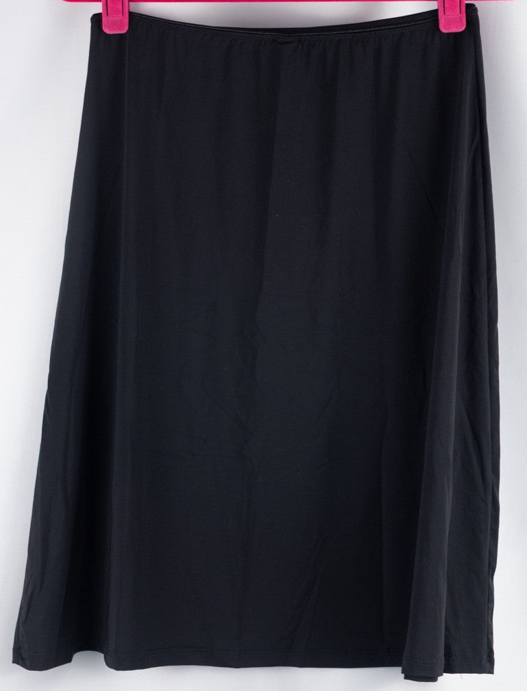 Gaspe Black Non Patterned Elasticated Waist Size 12/14 Slip New With Tag