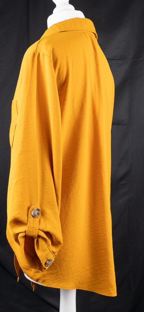 Papaya Woman Dark Mustard Size 10 Top Pre-Owned