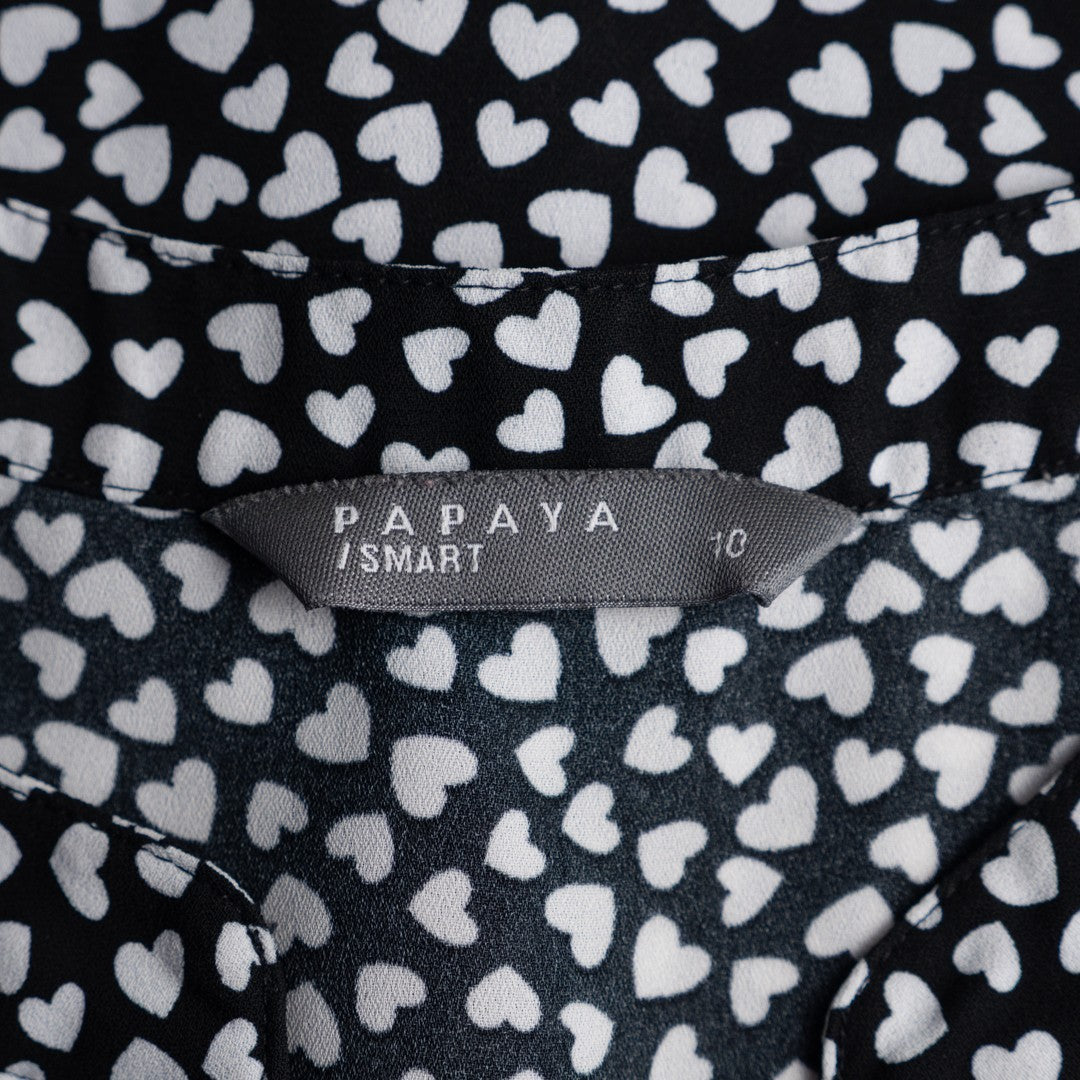 Papaya Black Heart Pattern Size 10 Top Pre-Owned