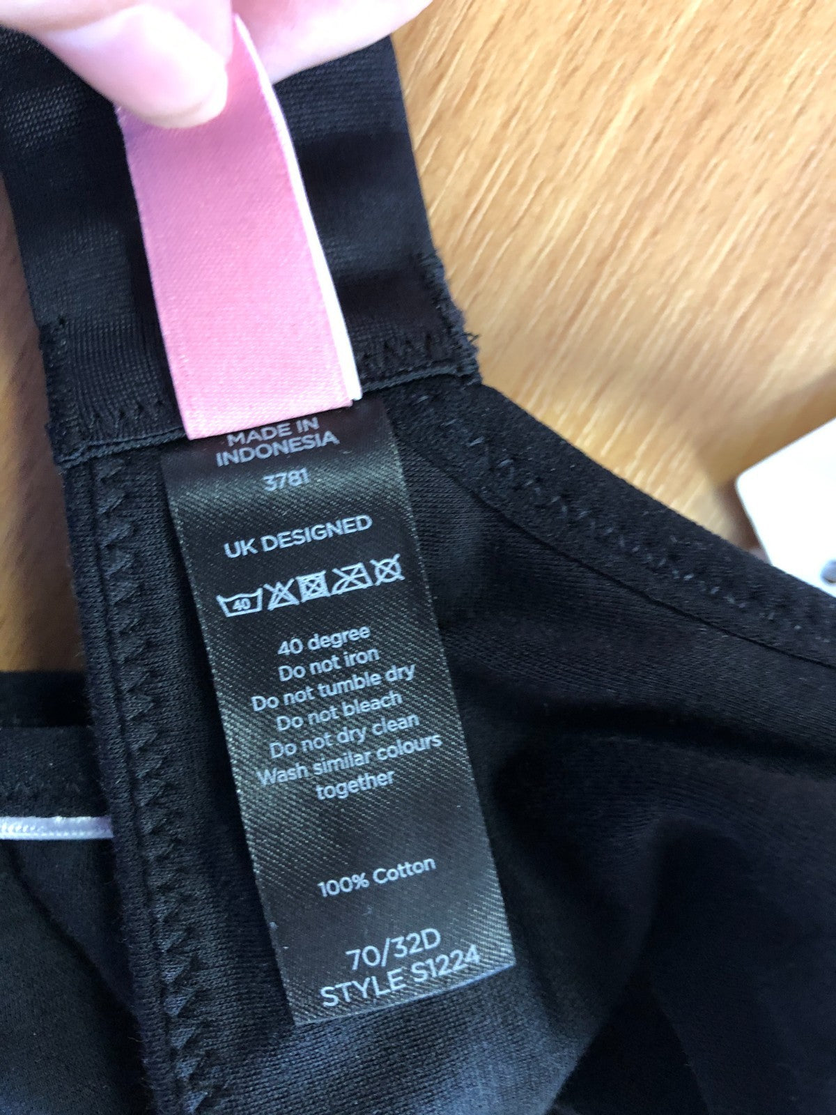 Bra Royce Sports Bra 32D  Non Padded BNWT