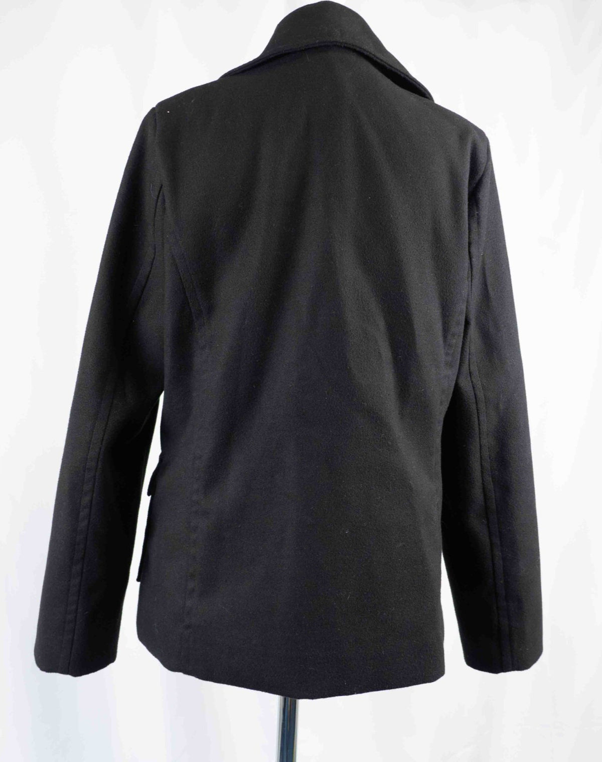 TG Black Long Sleeve 12 Coat Pre-Owned