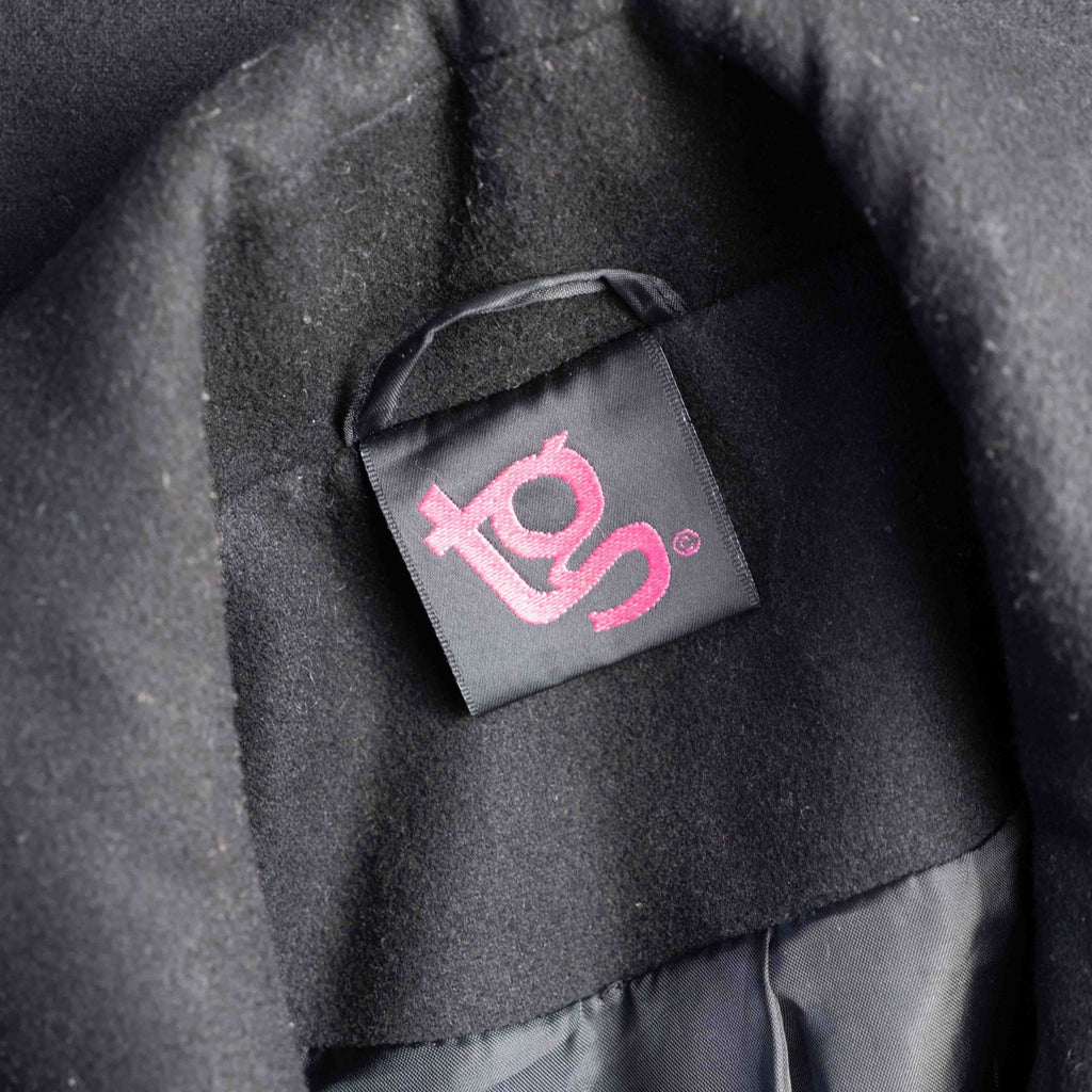 TG Black Long Sleeve 12 Coat Pre-Owned