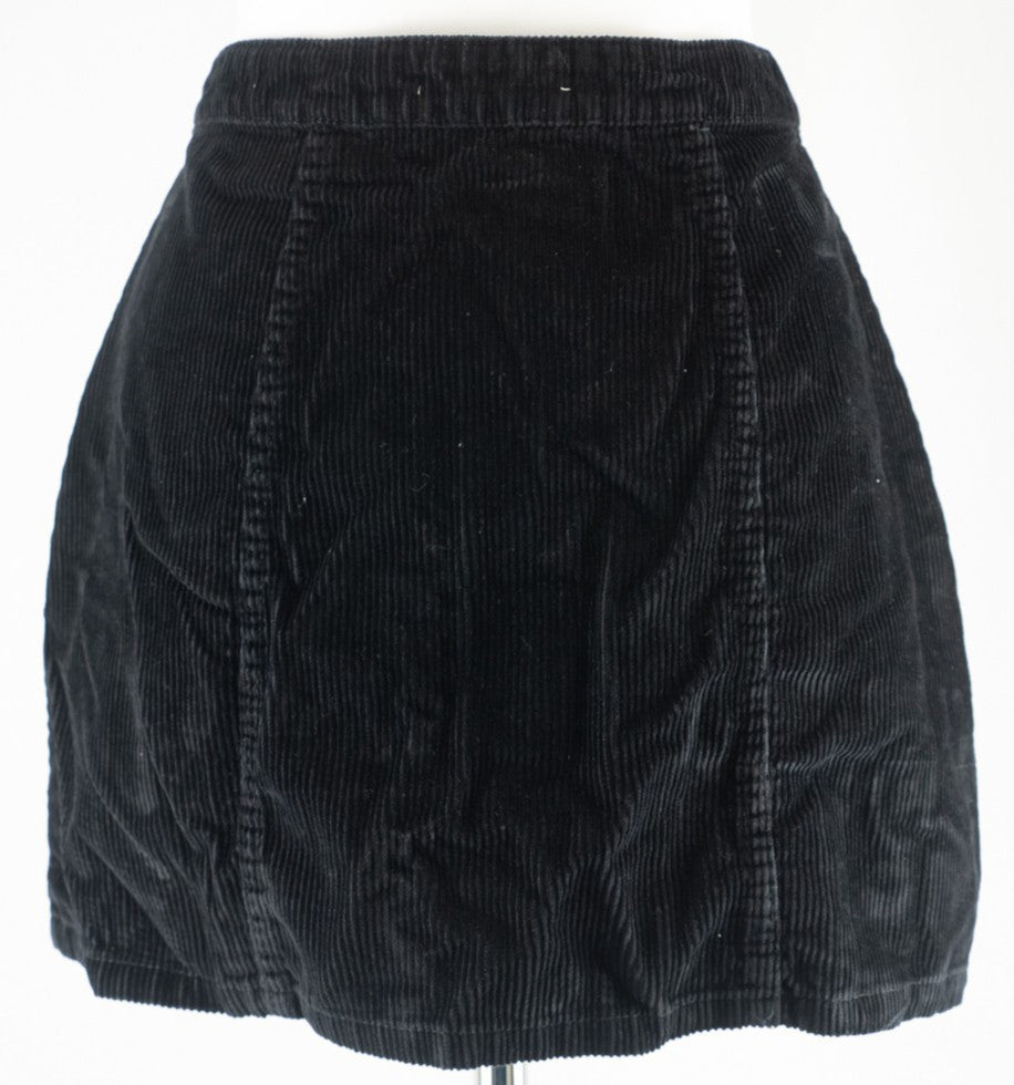 Denim &amp; Co Black Choudhury Front Button Up Size 8 Mini Skirt Pre-Owned