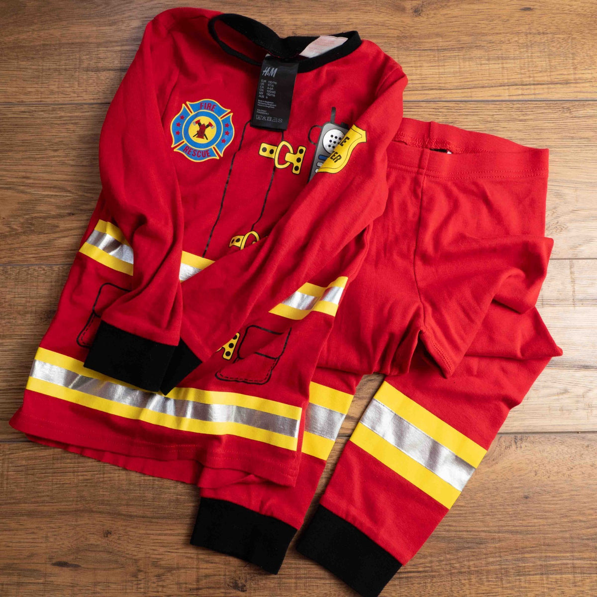 H&amp;M Firefighter 2 Piece 110/116cm Pyjama Set Pre-Owned
