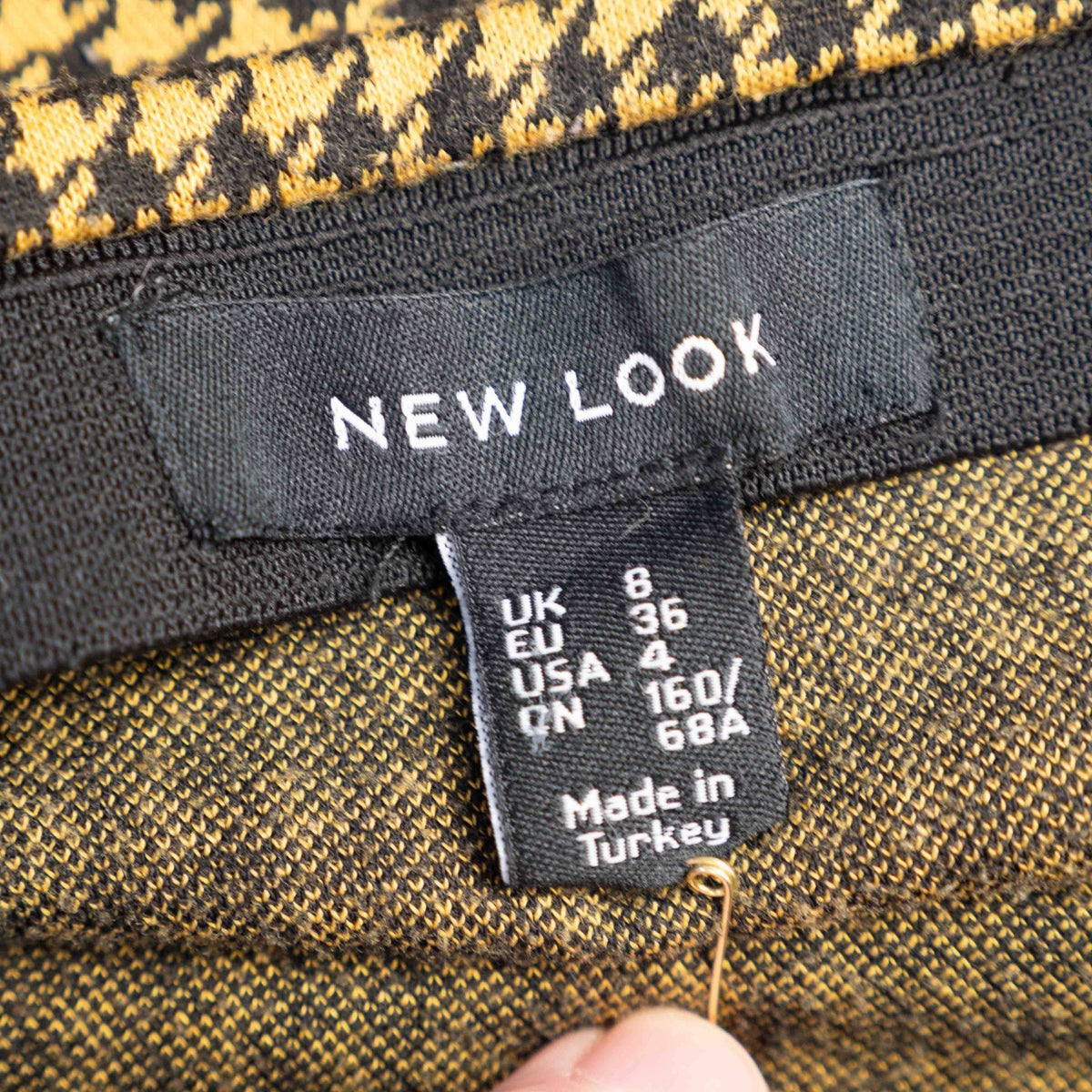 New Look Gold and Black Check Style Pattern 8 Mini Skirt Pre-Owned
