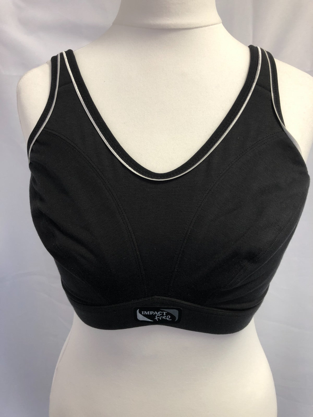 Bra Royce Sports Bra 32D  Non Padded BNWT
