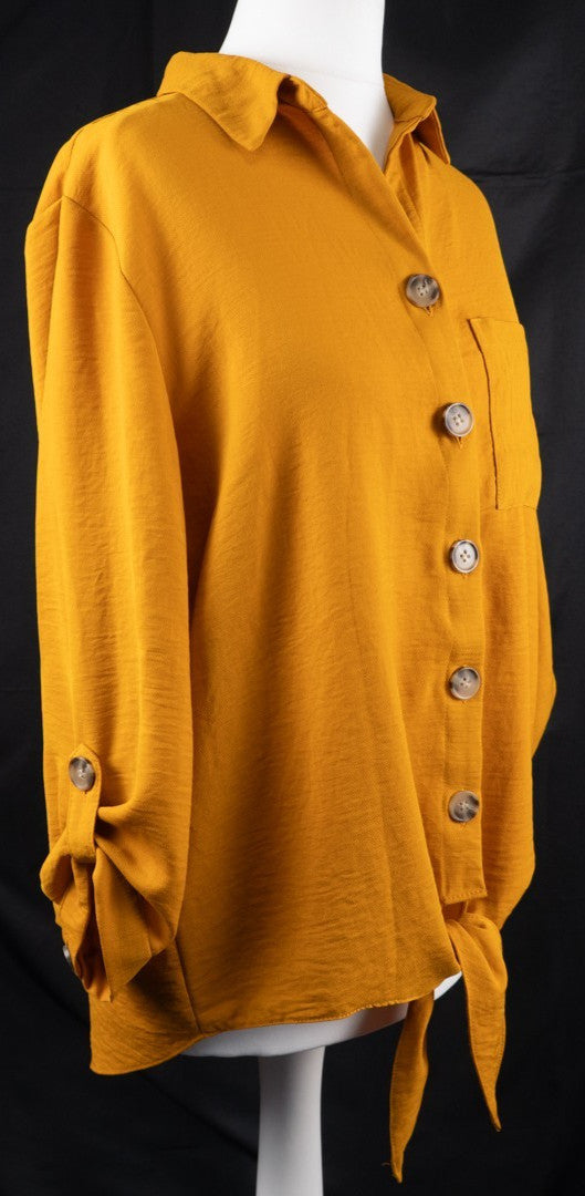 Papaya Woman Dark Mustard Size 10 Top Pre-Owned