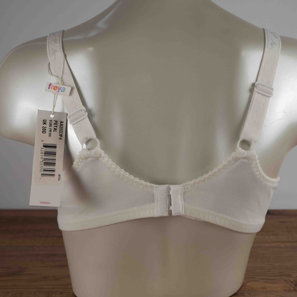 Freya White Non Padded Non Wired Floral 38D Nursing Bra New With Tag